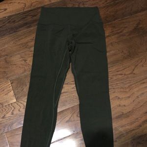 Almost brand new lulu lemon leggings